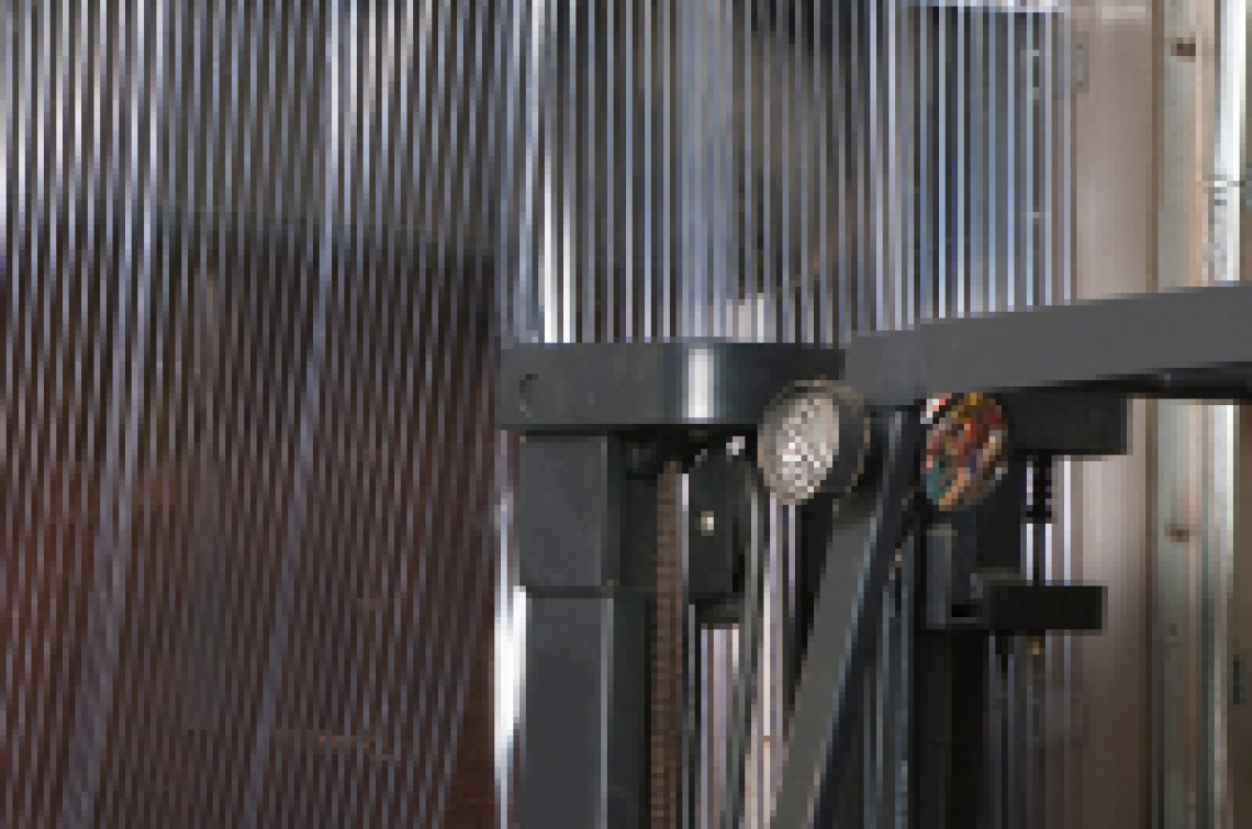Utilisations innovantes des portes &agrave; lamelles dans les environnements de vente au d&eacute;tail et industriels